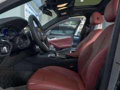 BMW 5 Series 530Li Premier M Sport Package - ფოტო 14
