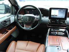 Lincoln Navigator 2020 3.5T Prestige Edition - ფოტო 12