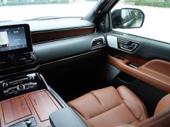 Lincoln Navigator 2020 3.5T Prestige Edition - ფოტო 9