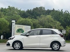 Honda Fit 1.5L CVT Trend Edition - ფოტო 4