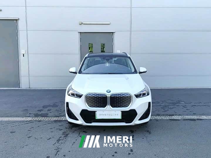 BMW iX1 eDrive25L M Sport Package - ავტომობილი ჩინეთიდან