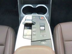 BMW iX1 eDrive25L M Sport Package - ფოტო 7