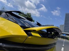 Lotus ELETRE 600 Luxury - ფოტო 15