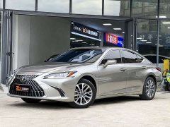 Lexus ES 2022 200 Excellence Edition - ფოტო 1
