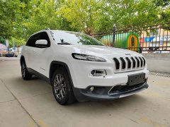 Jeep Liberty Light 2020 2.0L FWD Classic Sport Edition - ფოტო 3