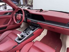 Porsche 911 Targa 4 3.0T - ფოტო 16