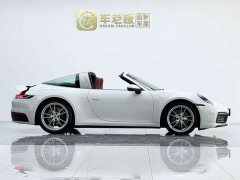Porsche 911 Targa 4 3.0T - ფოტო 8