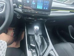 SAIC MG i5 2021 1.5L CVT Platinum Edition - ფოტო 14