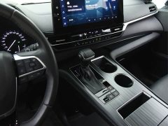 Toyota Sienna 2023 2.5L Hybrid Premium Edition - ფოტო 7