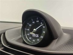 Porsche Taycan - ფოტო 12