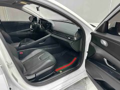 Hyundai Elantra 2022 1.5L CVT GLX Elite - ფოტო 19