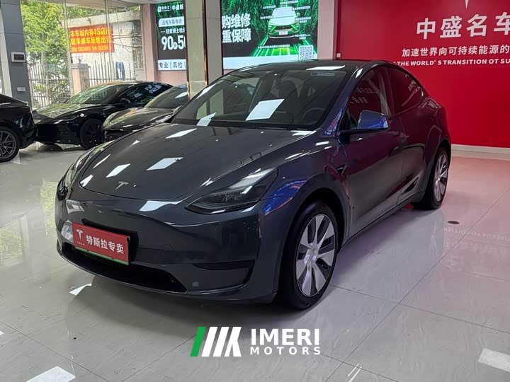Tesla Model Y Facelift Rear-Wheel Drive
