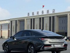 Hyundai Elantra 1.5L CVT GLX Elite - ფოტო 6