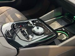 BMW 5 Series 525Li M Sport Package - ფოტო 14