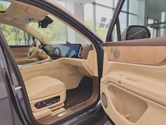 AITO M9 Extended Range Ultra 42kWh 6-Seater - ფოტო 8
