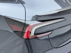Tesla Model 3 High Performance All-Wheel Drive - ფოტო 12