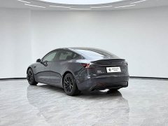 Tesla Model 3 High Performance All-Wheel Drive - ფოტო 4