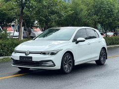 Volkswagen Golf 2021 280TSI DSG Pro - ფოტო 1