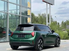 BMW MINI 2.0T COOPER S Artist 3-Door - ფოტო 5