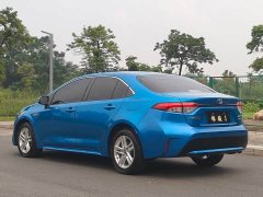Toyota Corolla 2022 Hybrid 1.8H E-CVT Luxury - ფოტო 4