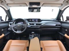 Lexus UX 2020 260h Explorer Fun Edition - ფოტო 14