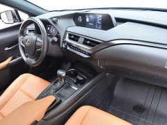 Lexus UX 2020 260h Explorer Fun Edition - ფოტო 16