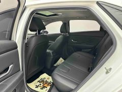 Hyundai Elantra 1.5L CVT GLX Elite - ფოტო 11