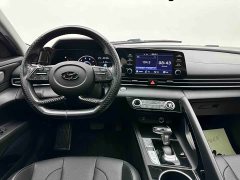 Hyundai Elantra 1.5L CVT GLX Elite - ფოტო 13