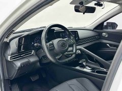 Hyundai Elantra 1.5L CVT GLX Elite - ფოტო 8
