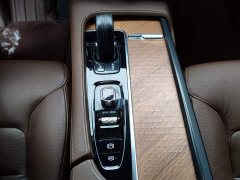 Volvo S90 B5 Inscription Luxury - ფოტო 14
