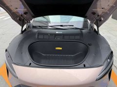 Xiaomi YU7 Four-Wheel Drive Max Edition - ფოტო 4