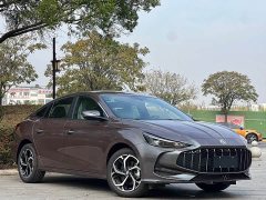 SAIC MG5 2025 300TGI Global Flagship Edition - ფოტო 1