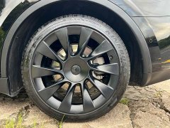 Tesla Model Y 2022 Facelift Rear-Wheel Drive - ფოტო 14