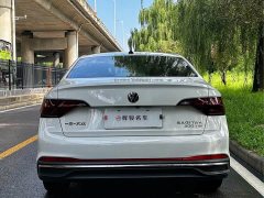 Volkswagen Sagitar 300TSI DSG Excellence Edition - ფოტო 10