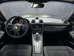 Porsche 718 2022 GT4 - ფოტო 7