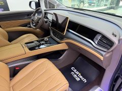 Denza D9 2022 DM-i 970 AWD Flagship - ფოტო 17