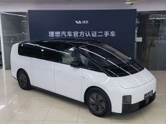 Li Auto MEGA Home Family Edition - ფოტო 9