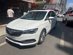 Buick GL6 2019 1.8T 6-Seater Connected Luxury National VI - ფოტო 1