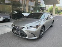 Lexus ES 2021 300h Premium Edition - ფოტო 1