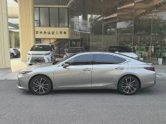 Lexus ES 2021 300h Premium Edition - ფოტო 2