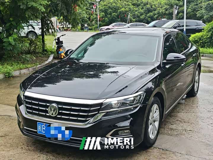 Volkswagen Passat Facelift 280TSI Business Edition National VI