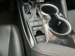 Toyota Camry Hybrid 2.5L HGVP Leading Edition - ფოტო 13