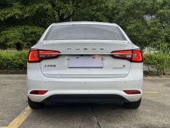 SAIC MG i5 2020 1.5L Automatic 4G Connected Premium Edition - ფოტო 8