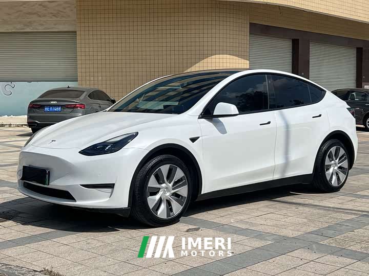 Tesla Model Y Long Range All-Wheel Drive - ავტომობილი ჩინეთიდან