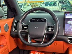 Li Auto L6 Pro - ფოტო 10