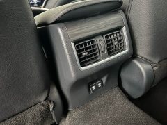 Toyota Camry 2.5G Luxury - ფოტო 17