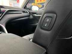 Toyota Camry 2.5G Luxury - ფოტო 18