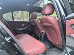 BMW 3 Series 325i M Sport Night Edition Package - ფოტო 11