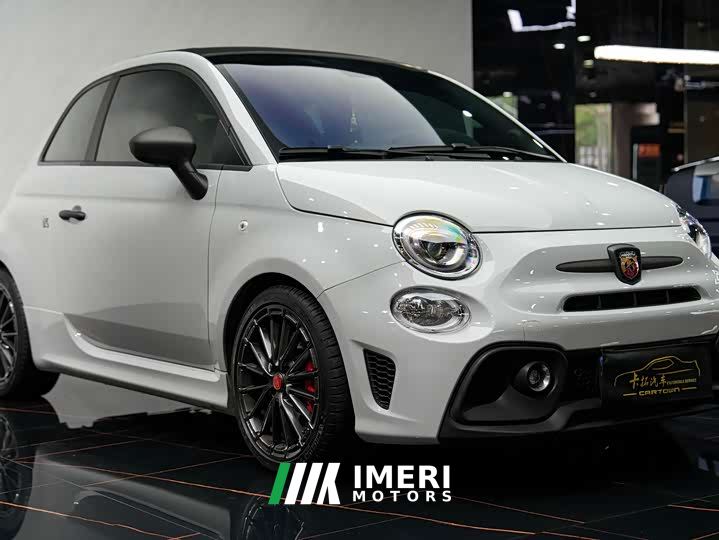 Abarth 695 1.4T Automatic