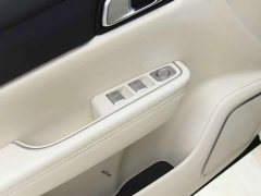 Li Auto ONE Extended Range 6-Seater - ფოტო 11